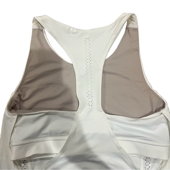 NWT Lululemon white hit it tank - Picture 3 of 4